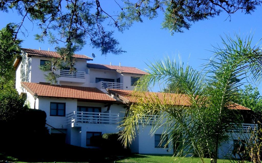 Las Ardillas Cabanas Y Suites La Falda Ngoại thất bức ảnh
