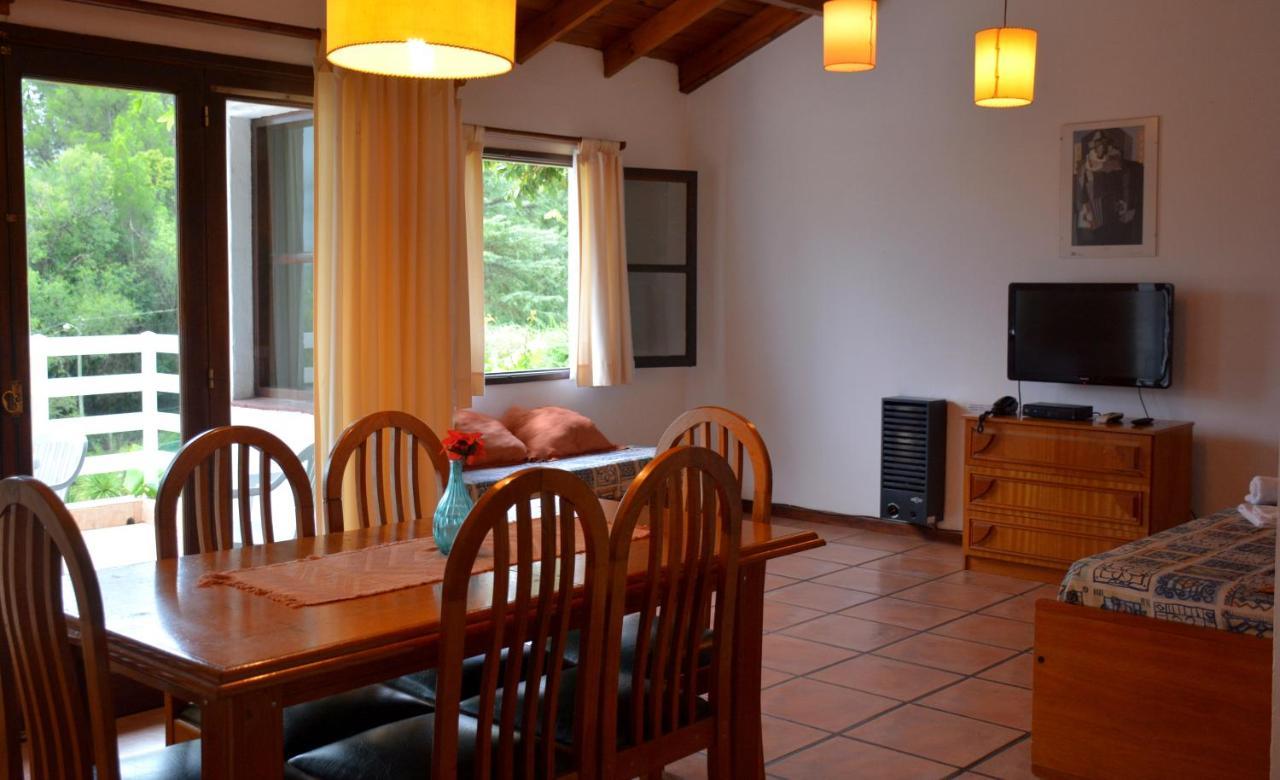 Las Ardillas Cabanas Y Suites La Falda Ngoại thất bức ảnh